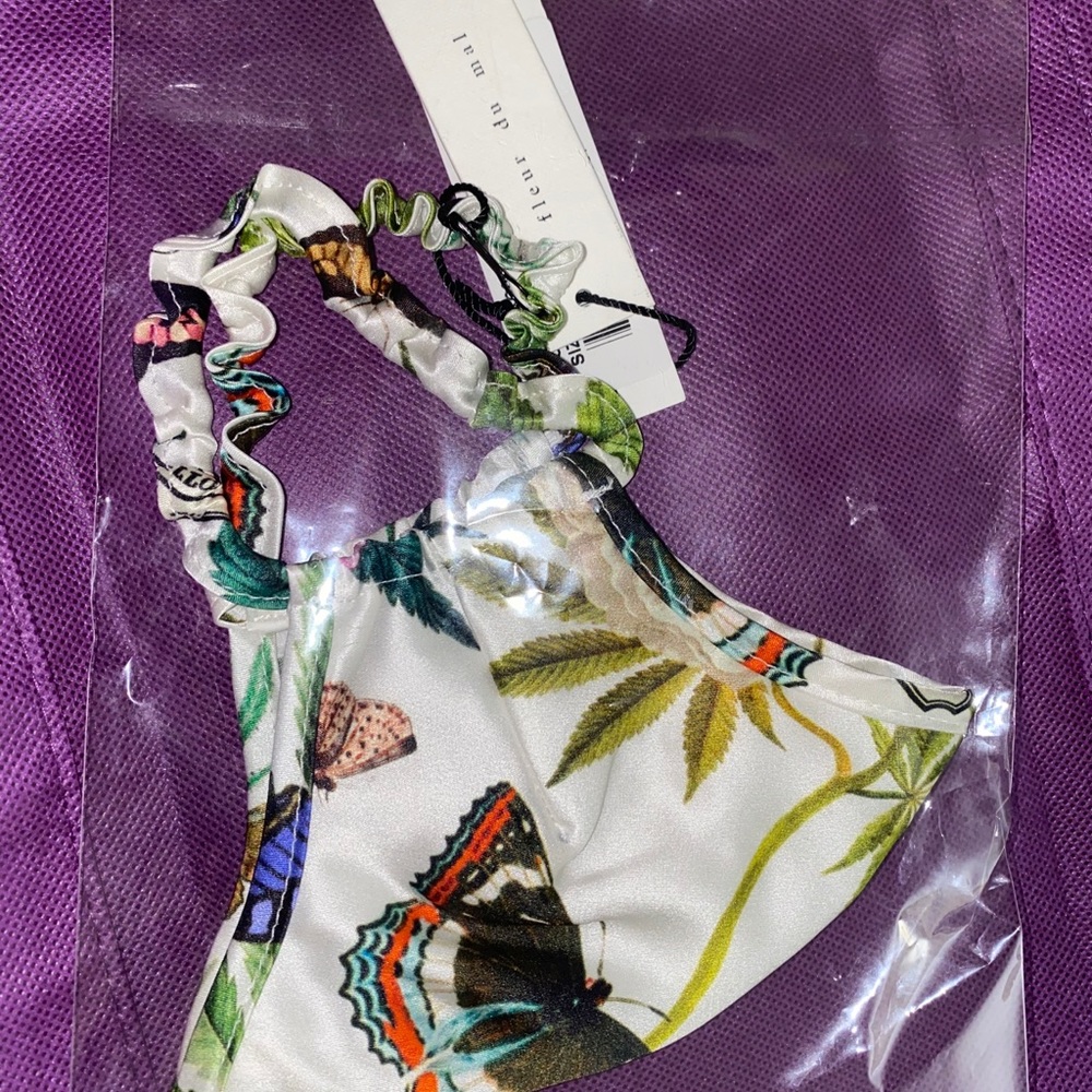 Fleur du mal Silk Face Mask in Papillon White